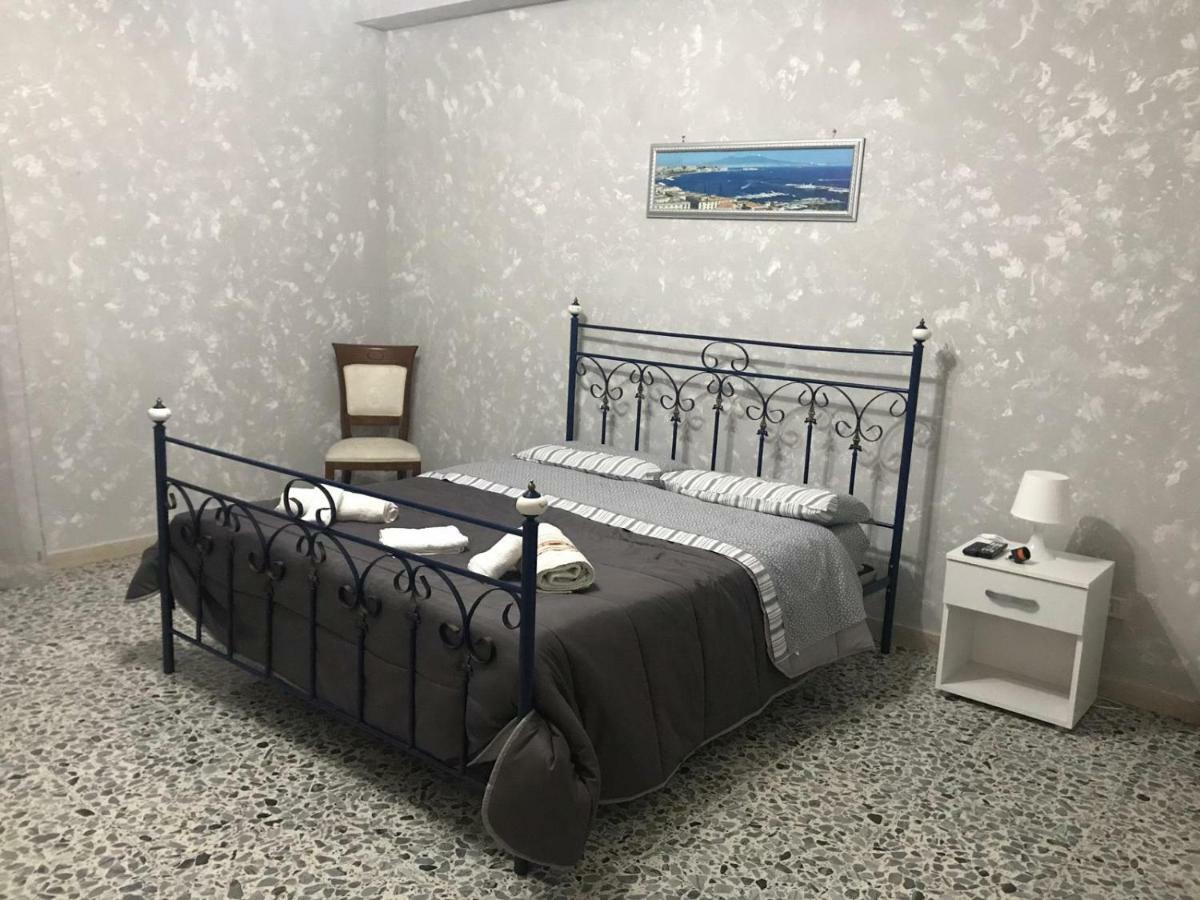 La Casa Del Re Borbone Apartment Napoli Bagian luar foto