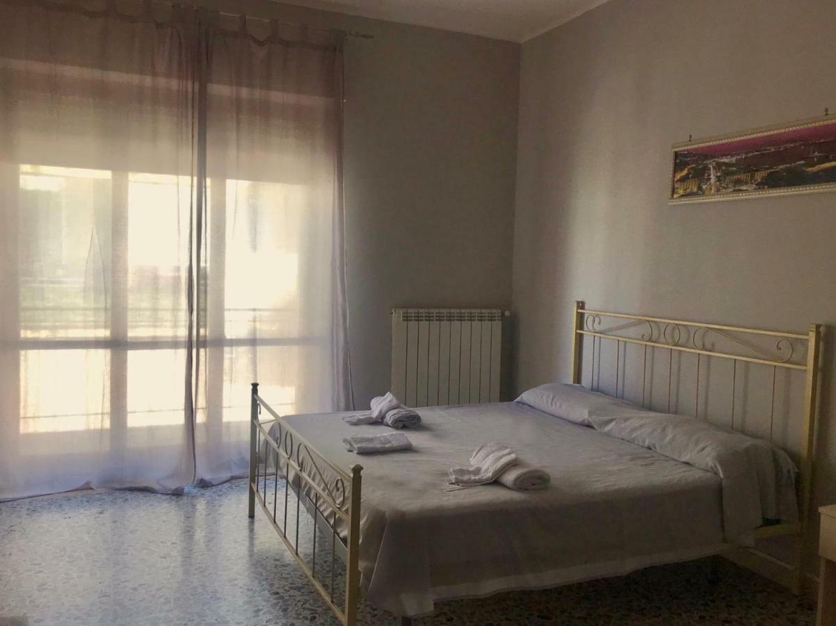 La Casa Del Re Borbone Apartment Napoli Bagian luar foto